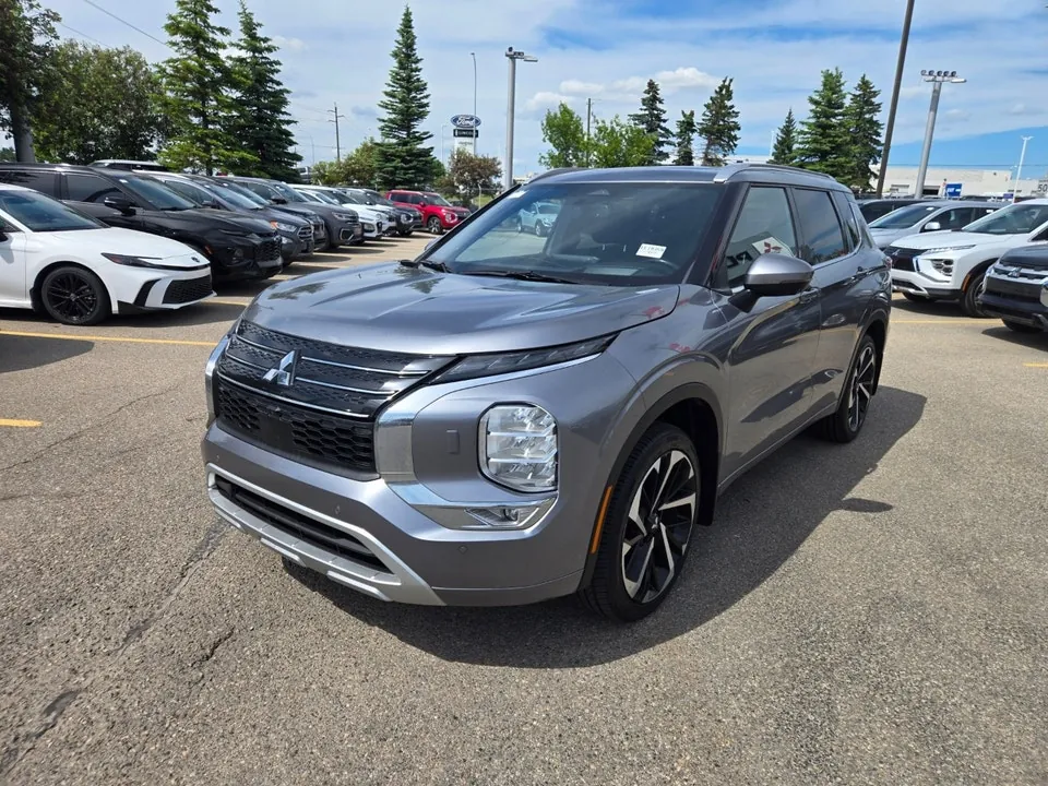 Mitsubishi Outlander 2023 photo 3