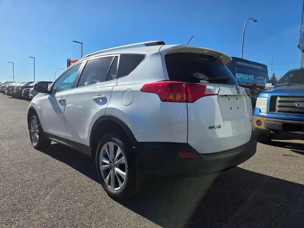 Toyota Rav4 2015 photo 5