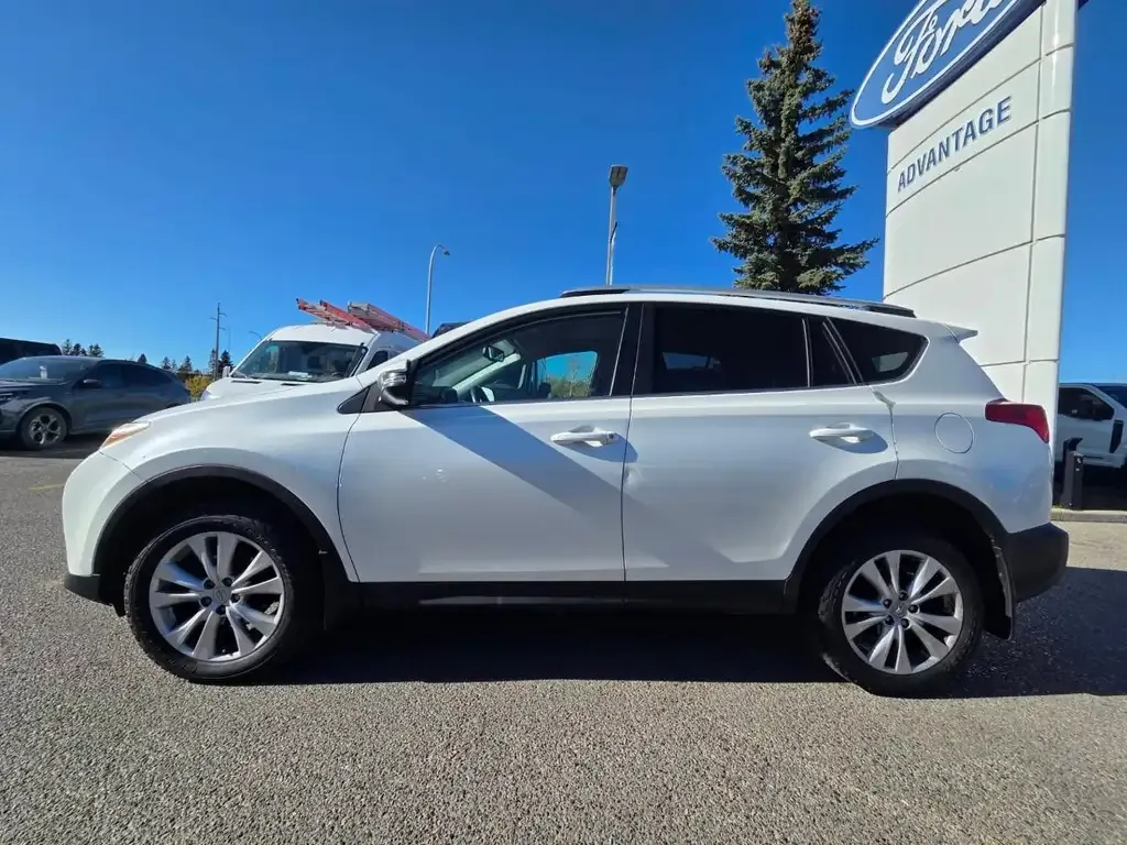 Toyota Rav4 2015 photo 3