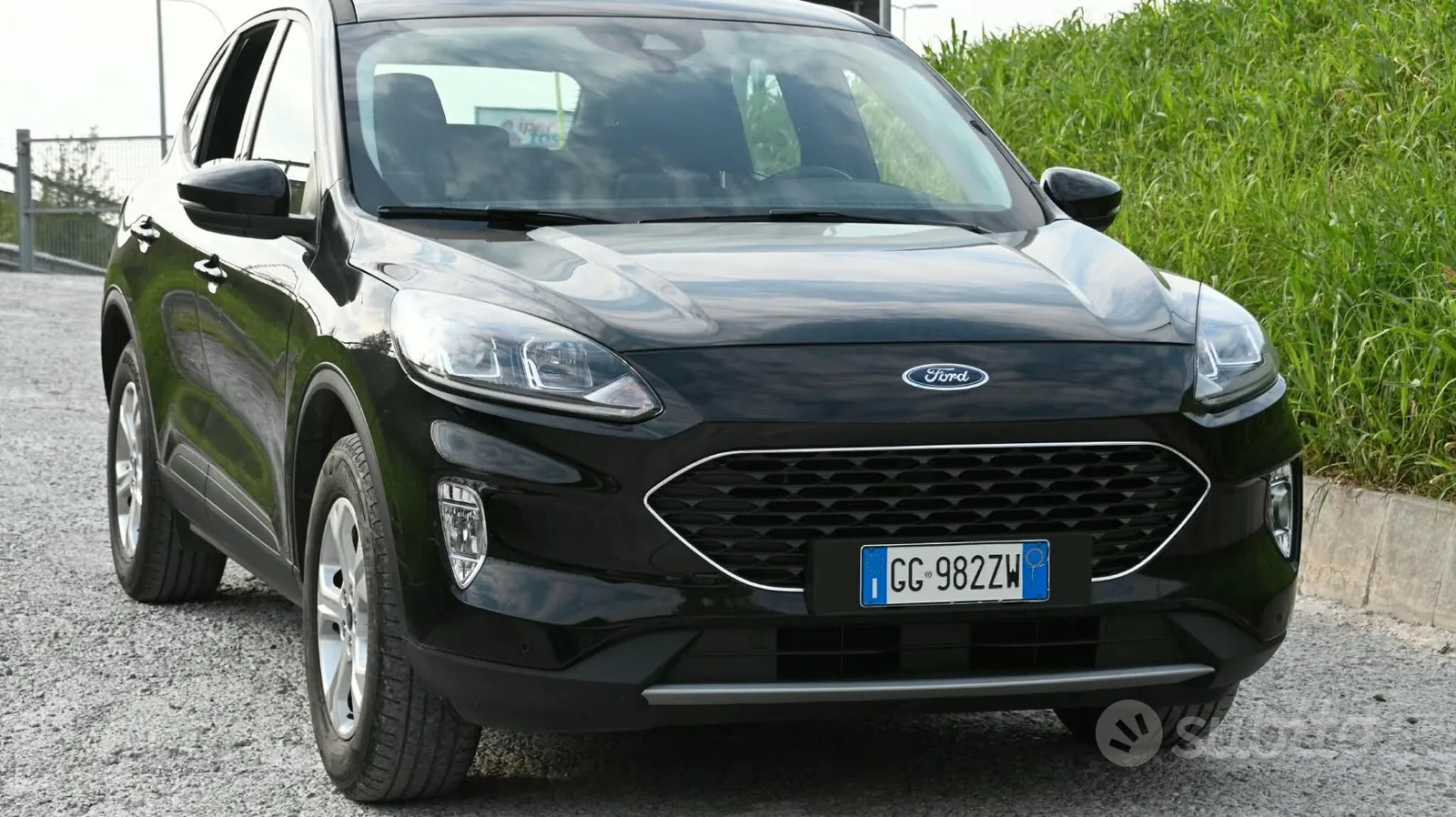 Ford Kuga 2021 photo 2