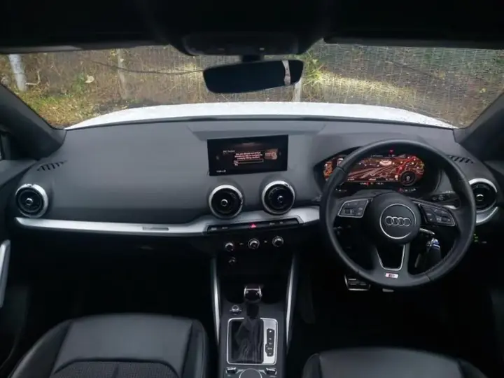 Audi Q2 2023 photo 3