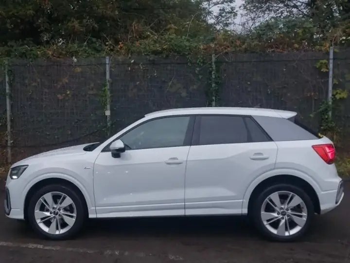 Audi Q2 2023 photo 4