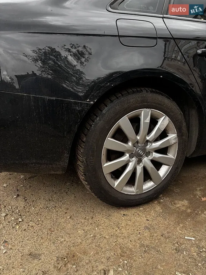 Audi A4 2012 photo 3