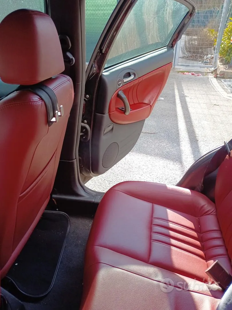 Alfa Romeo 147 2008 photo 5