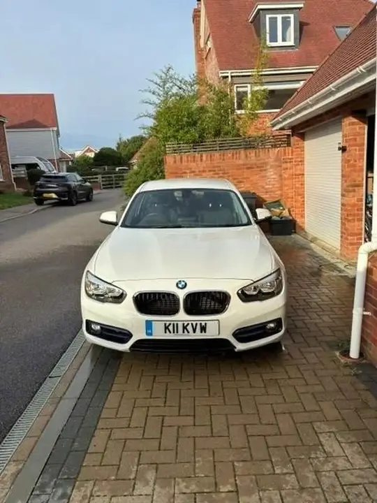 BMW 1 Series 2019 photo 2