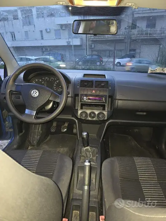 Volkswagen Polo 2008 photo 4