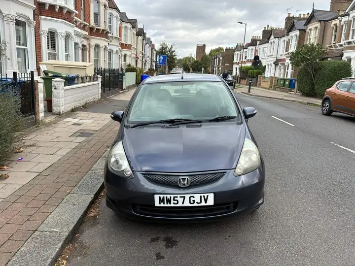 Honda Jazz 2007 photo 2