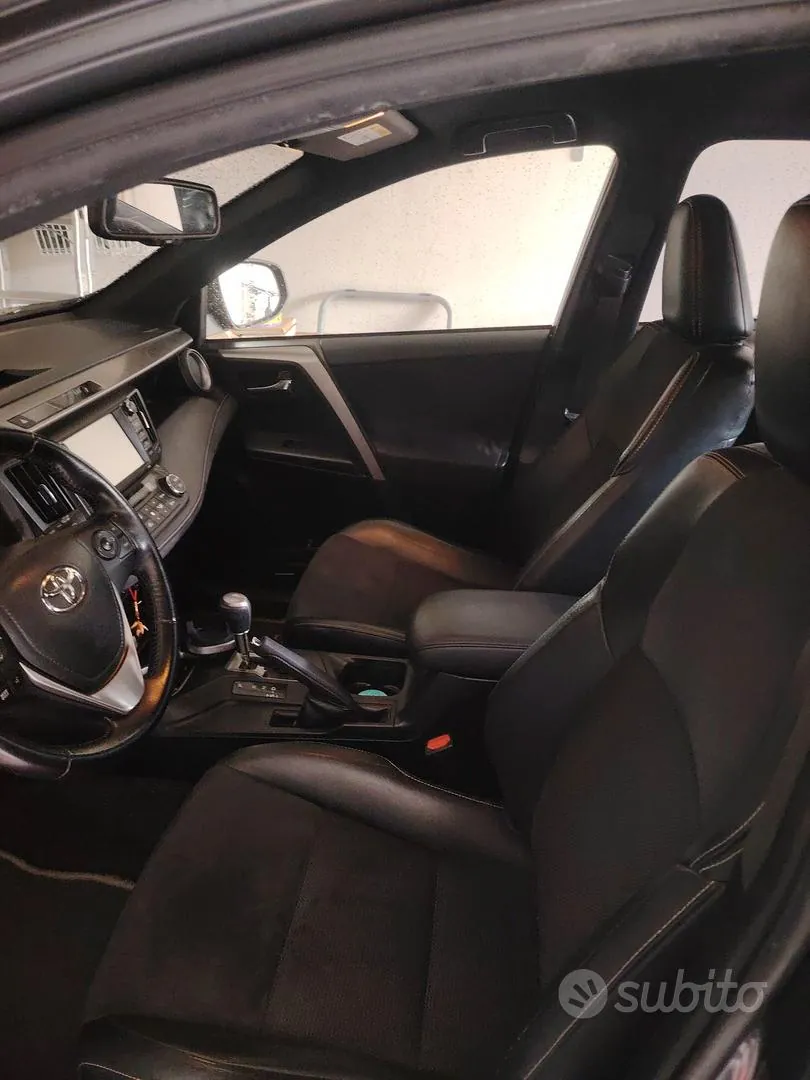 Toyota Rav4 2016 photo 3