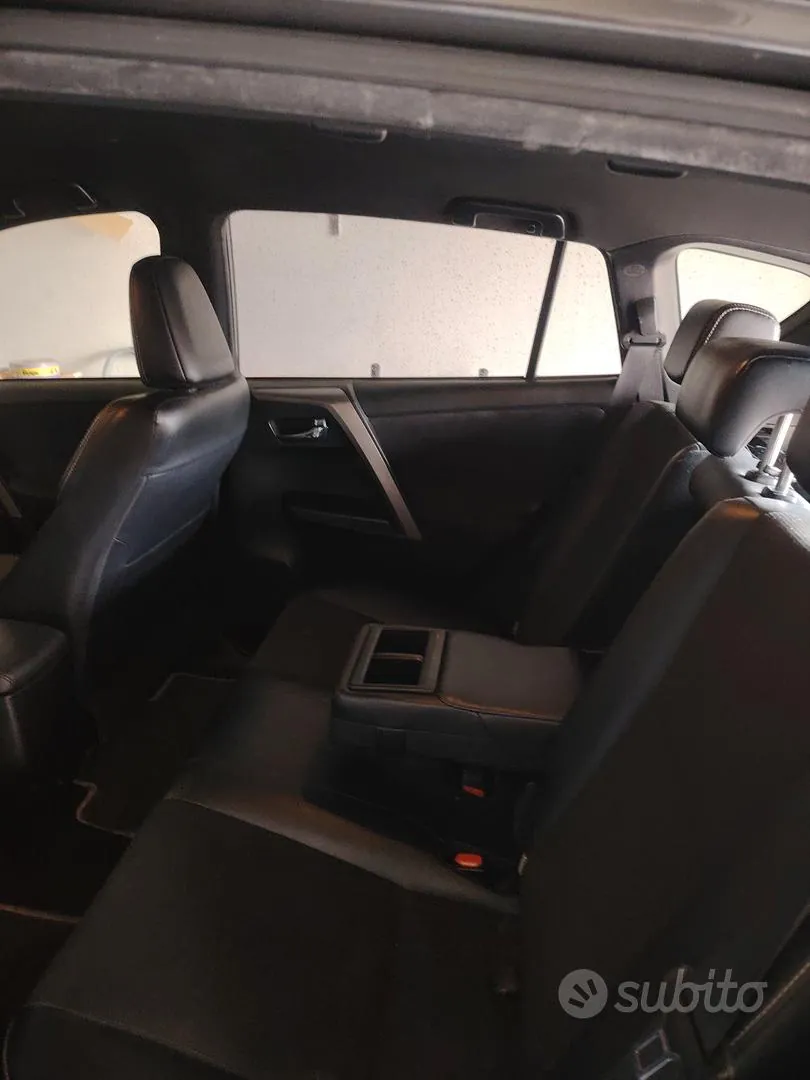 Toyota Rav4 2016 photo 4