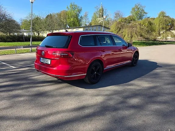 Volkswagen Passat 2016 photo 2