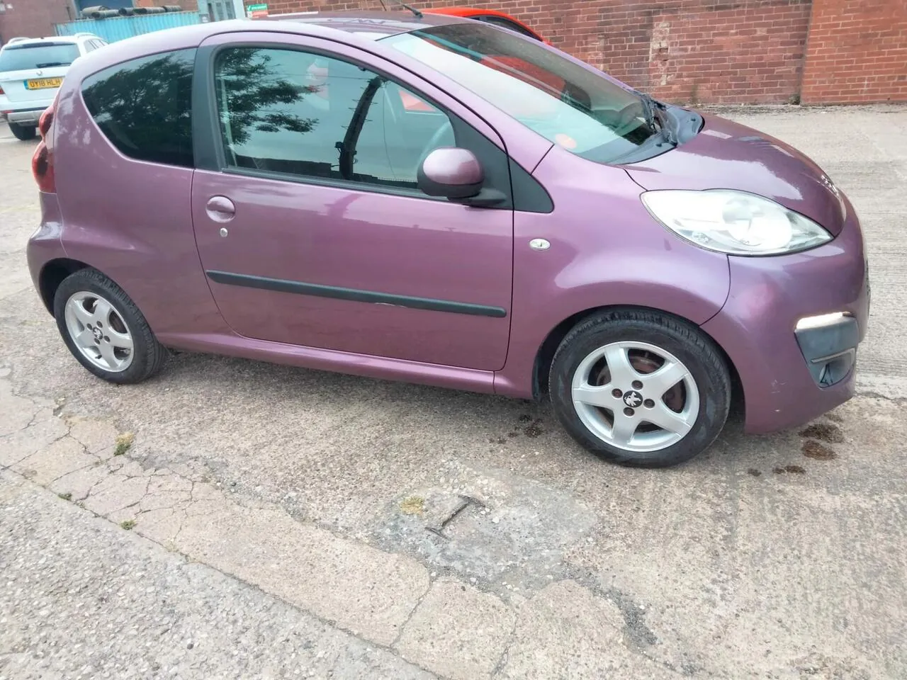 Peugeot 107 2012 photo 2