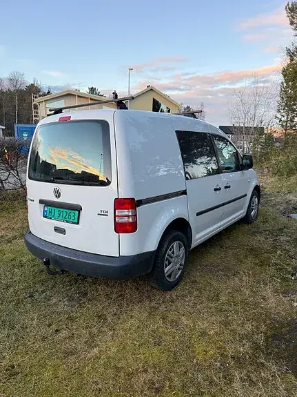 Volkswagen Caddy 2012 photo 4
