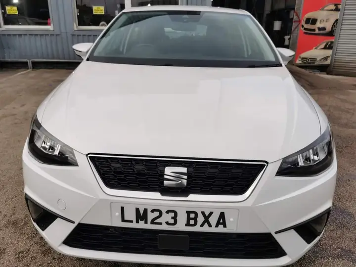 Seat Ibiza 2023 photo 2