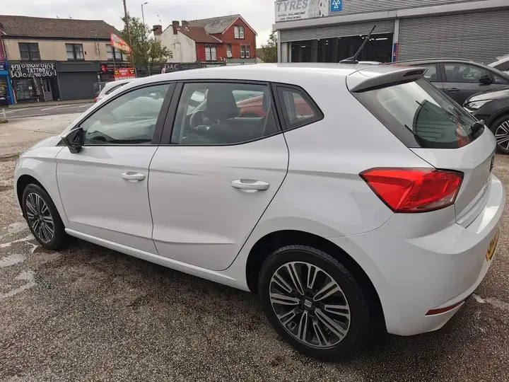 Seat Ibiza 2023 photo 5