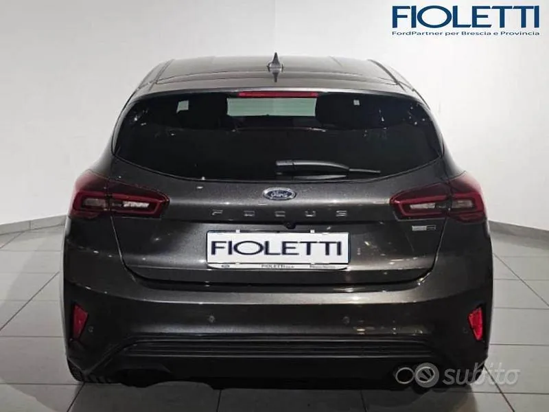 Ford Focus 2026 photo 5