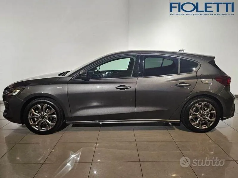 Ford Focus 2026 photo 4