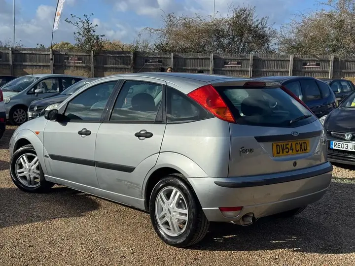 Ford Focus 2004 photo 3