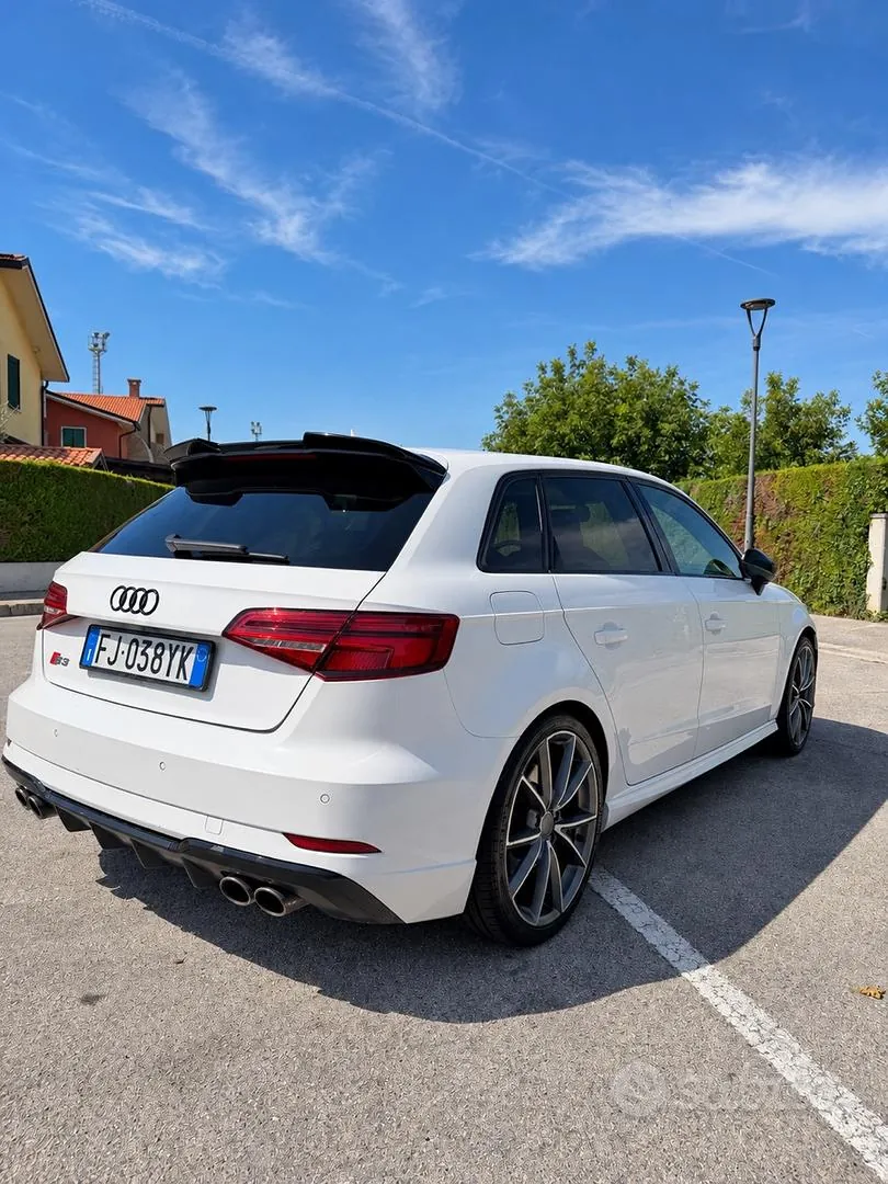 Audi A3 2017 photo 3