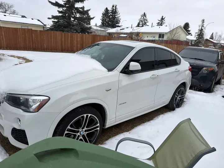 BMW X4 2015 photo 2
