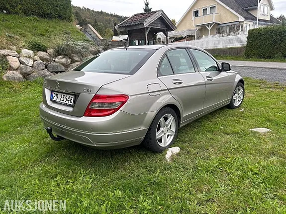 Mercedes-Benz C-Class 2007 photo 3