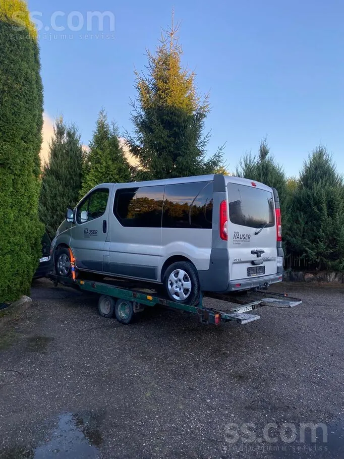 Opel Vivaro 2012 photo 5