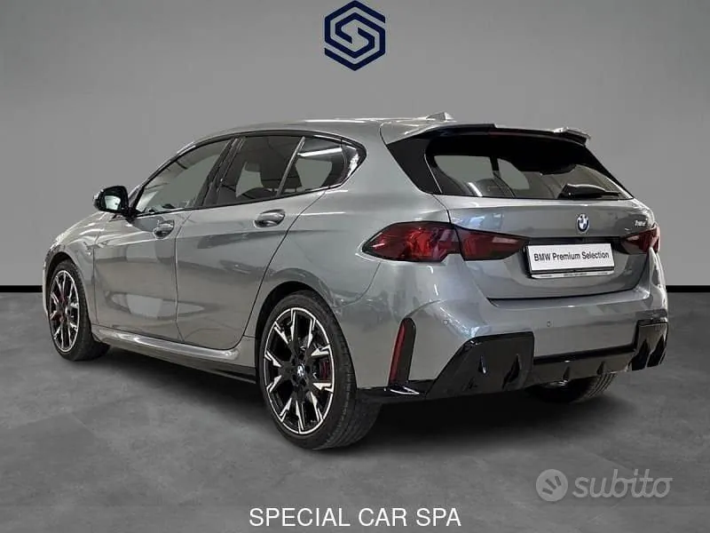 BMW 1 Series 2025 photo 3
