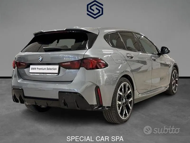BMW 1 Series 2025 photo 5