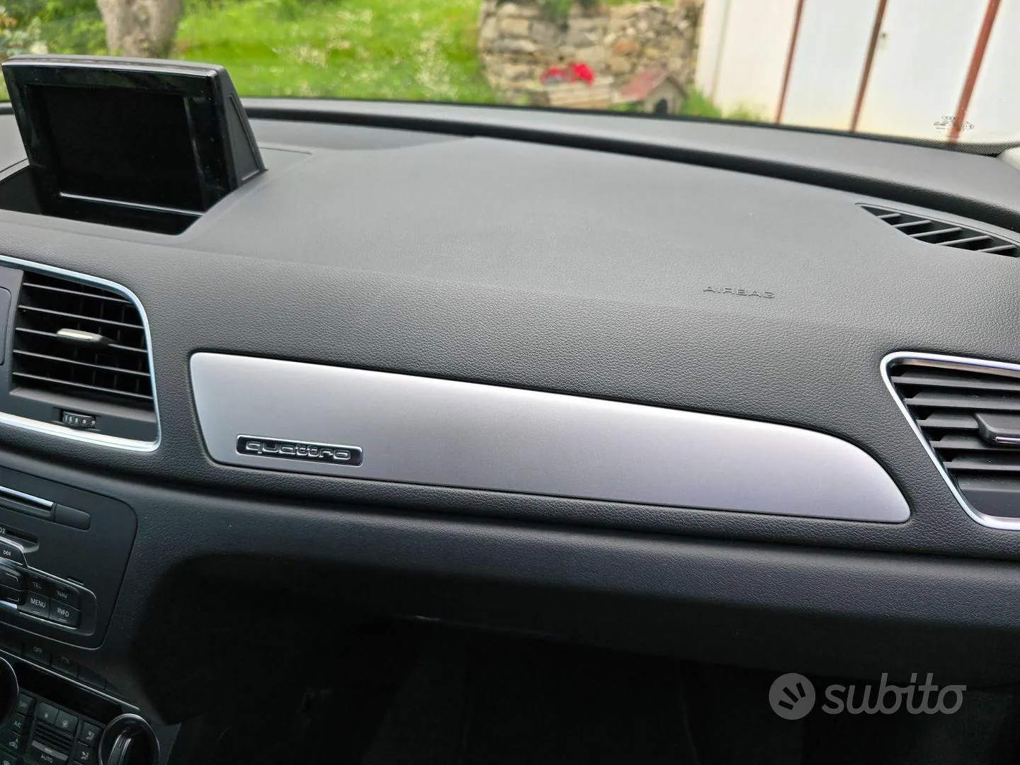 Audi Q3 2017 photo 3