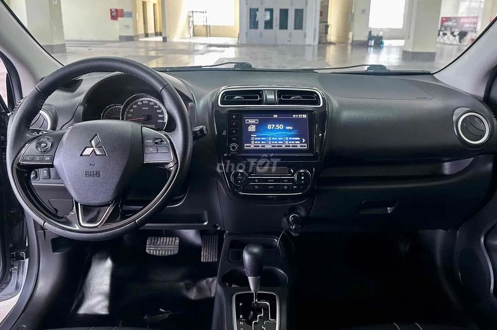 Mitsubishi Attrage 2022 photo 3