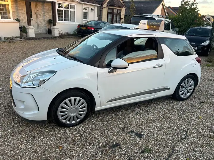 Citroen Ds3 2013 photo 3