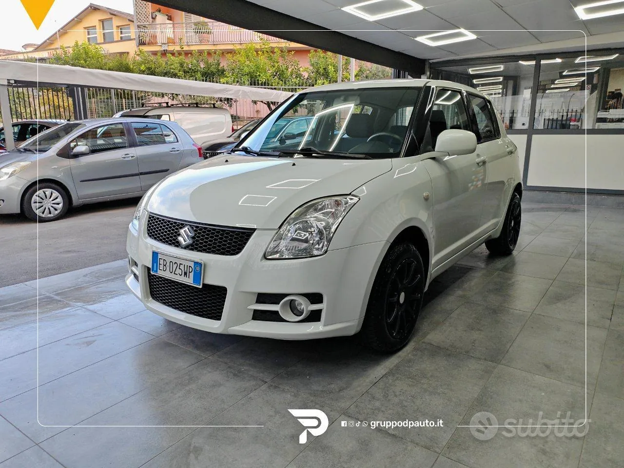 Suzuki Swift 2010 photo 3