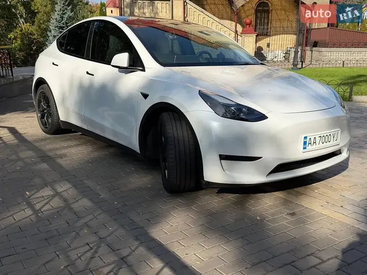 Tesla Model Y 2021 photo 4