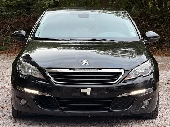 Peugeot 308 2015 photo 3