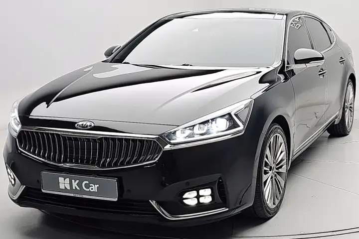 Kia Omníum K7