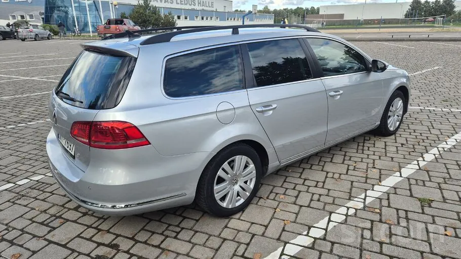 Volkswagen Passat 2012 photo 3