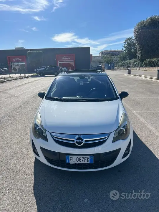 Opel Corsa 2012 photo 2