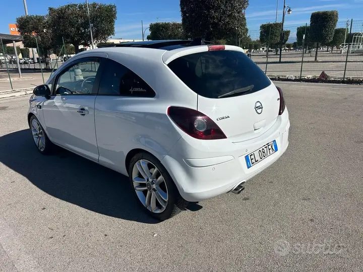 Opel Corsa 2012 photo 4