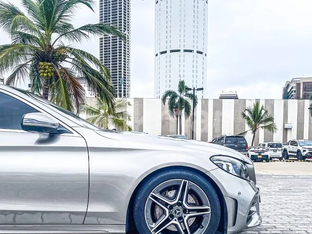 Mercedes-Benz C200 2019 photo 4