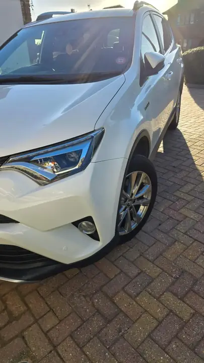 Toyota Rav4 2017 photo 4