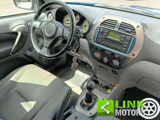 Toyota Rav4 2003 photo 5