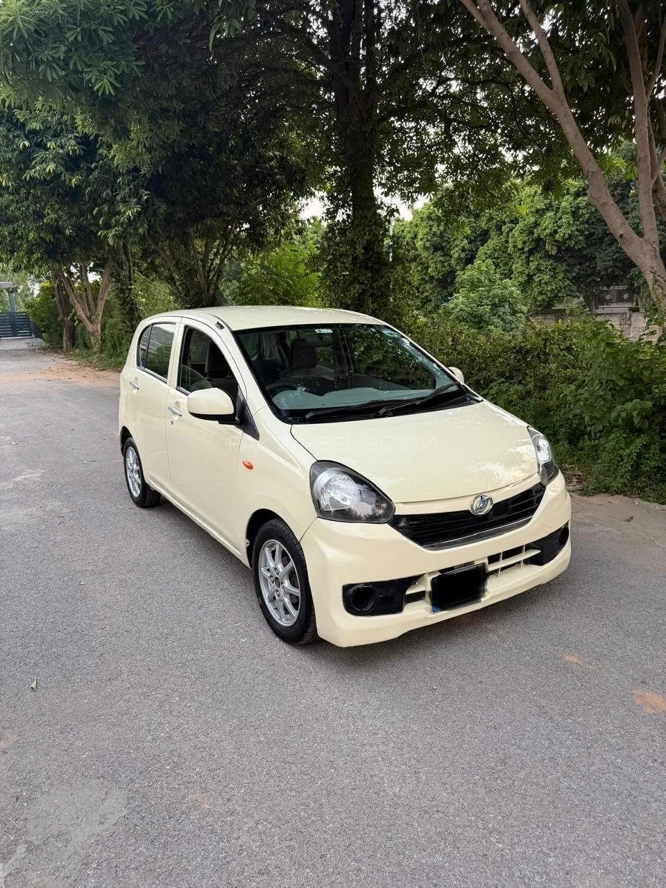 Daihatsu Mira