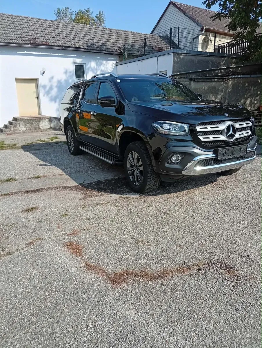 Mercedes-Benz X 250