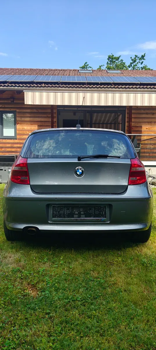 BMW 1 Series 2011 photo 3