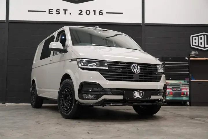 Volkswagen Transporter 2023 photo 3