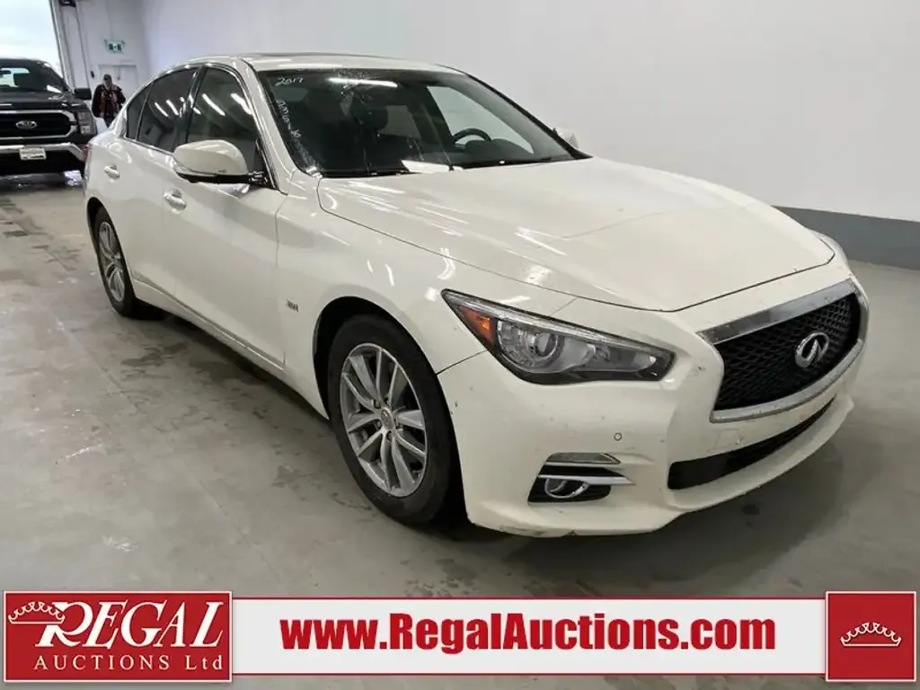 Infiniti Q50 2017 photo 2