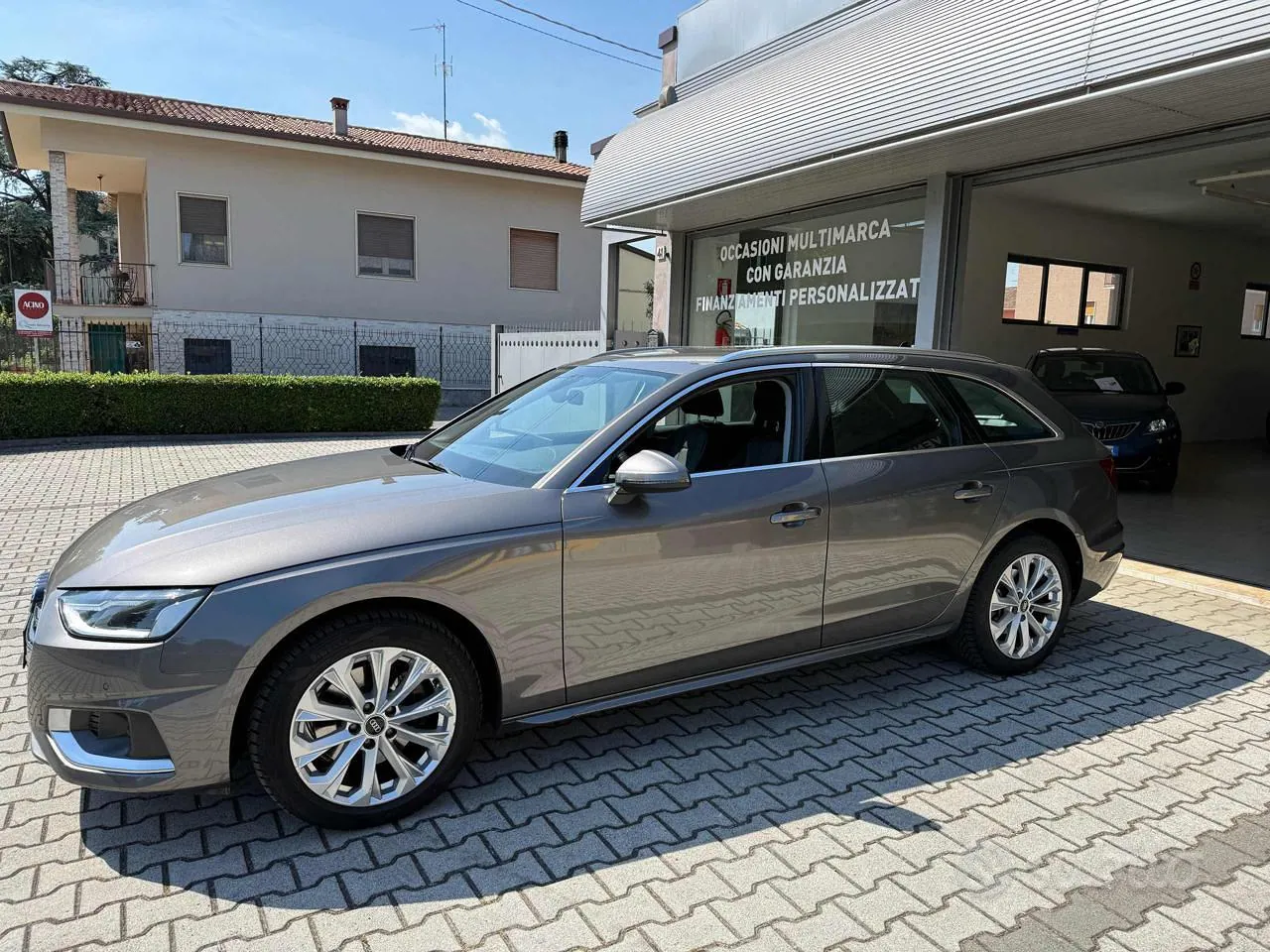 Audi A4 Avant 2021 photo 2