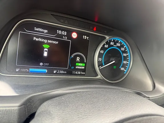 Nissan Leaf 2020 photo 2