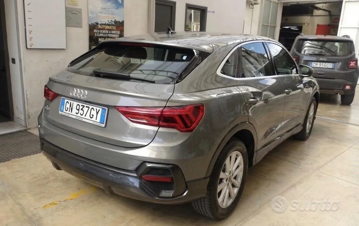 Audi Q3 2023 photo 3
