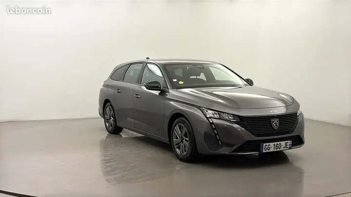 Peugeot 308 2022 photo 3