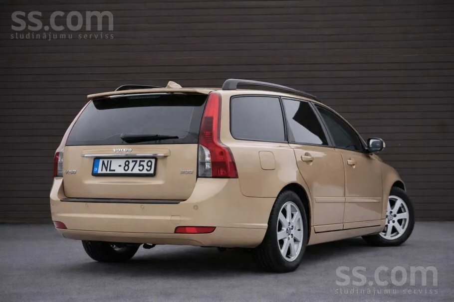 Volvo V50 2008 photo 3